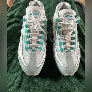 Nike air max 95 light pumice clear emerald